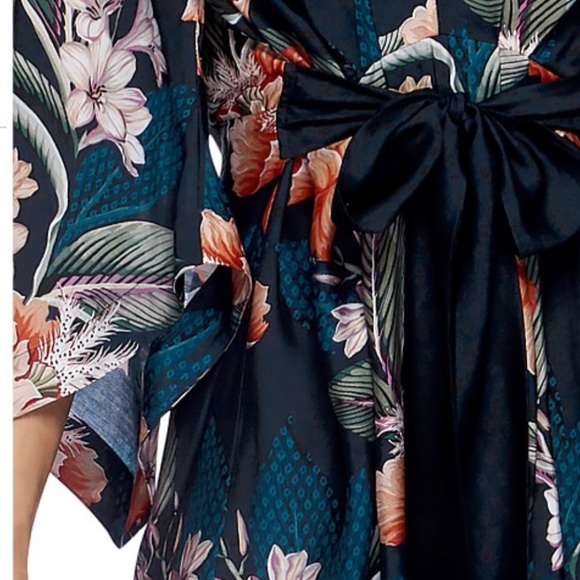 JETS size S Serendipity kaftan/cover up, tropical print on blue background BNWT - Picture 7 of 12